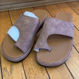 Super Comfy Brown Slip-On Sandals